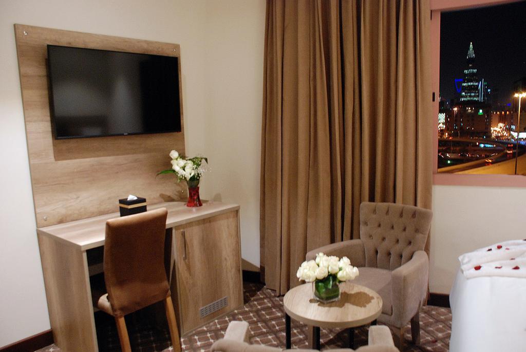 Burj Alhayat Hotel Suites Olaya Riyad Extérieur photo