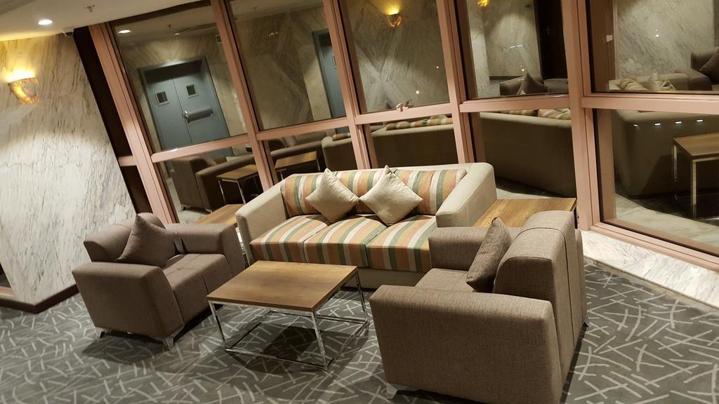 Burj Alhayat Hotel Suites Olaya Riyad Extérieur photo