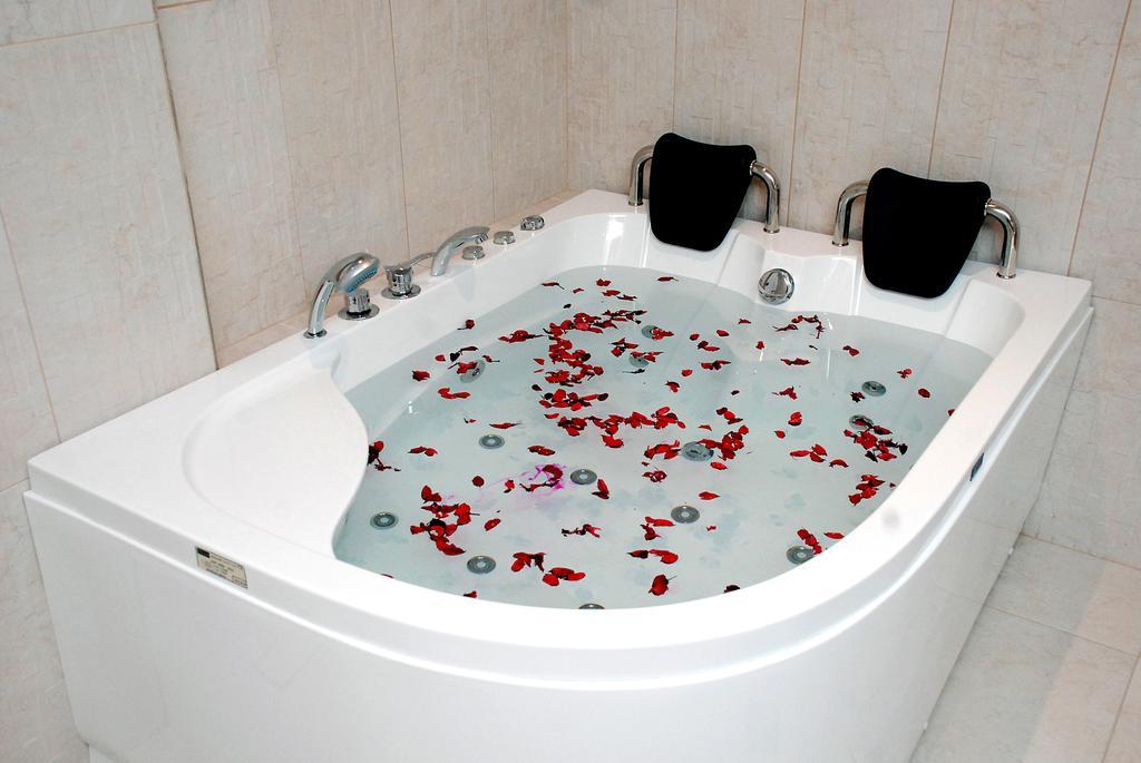 Burj Alhayat Hotel Suites Olaya Riyad Chambre photo